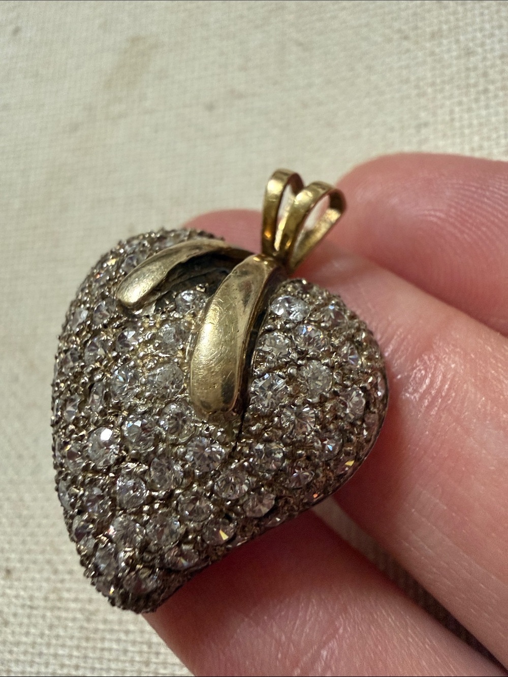 14K (585) & 925 Sterling Silver Strawberry Pendant W/Clear Crystal Pave - Picture 5 of 17